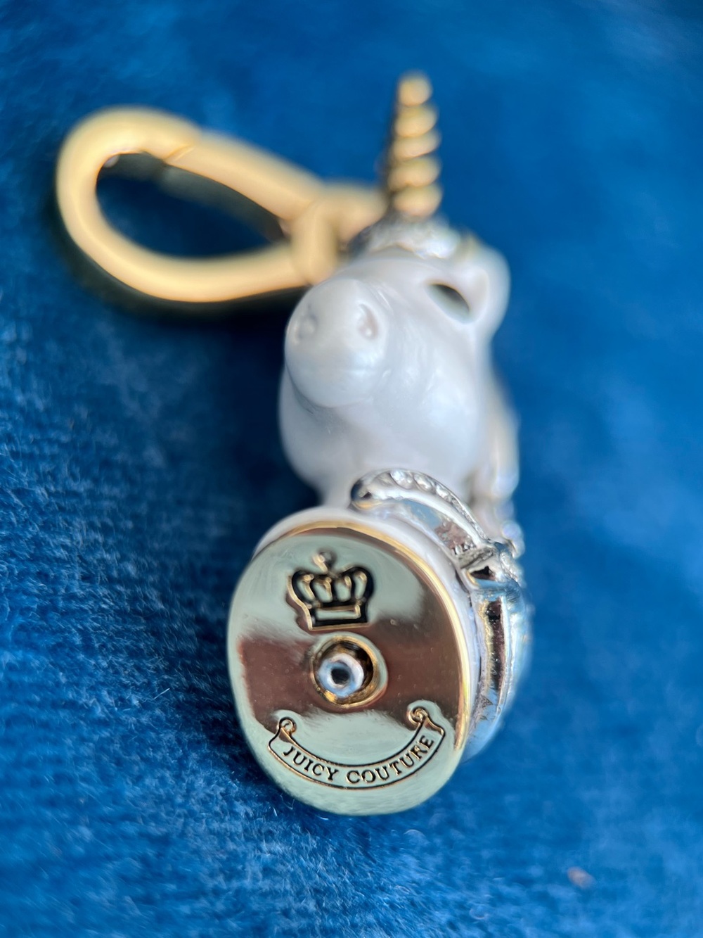 Juicy Couture Jeweled Unicorn Charm – Pearlescent White & Crystal Gold - Picture 11 of 13